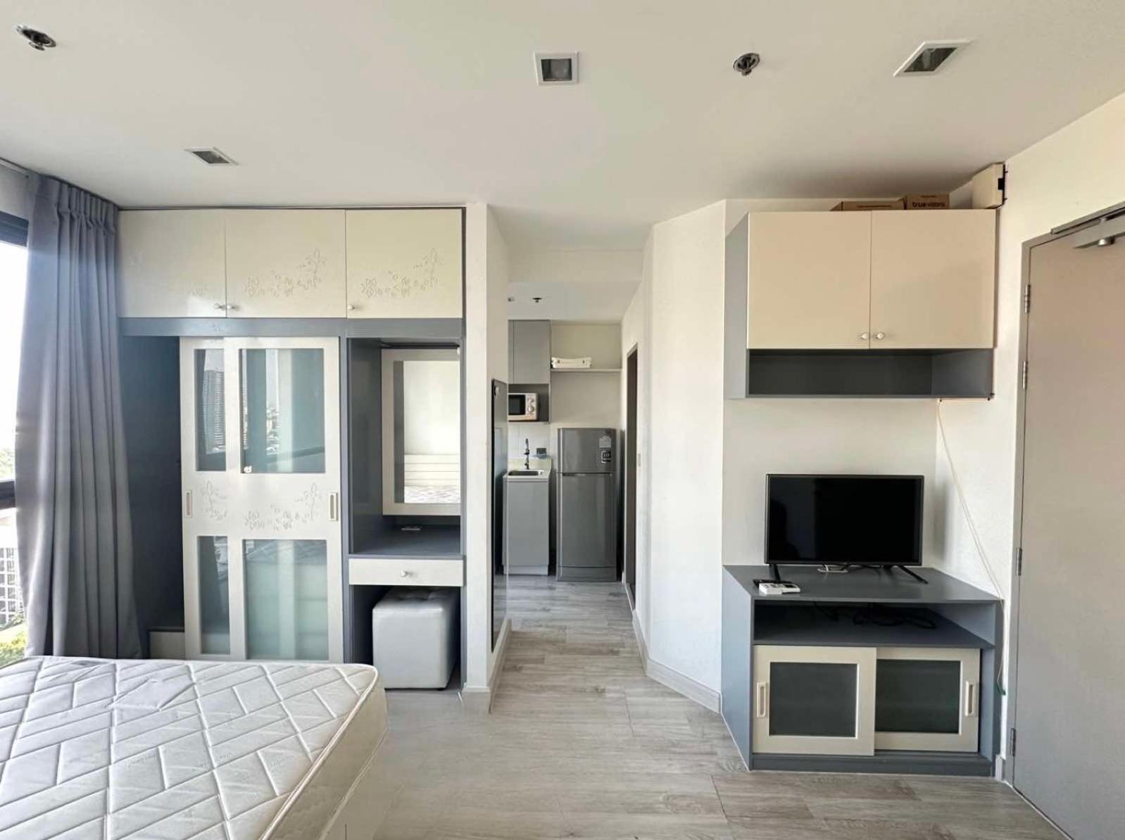 Ideo Mobi Condo Bangkok Bagian luar foto
