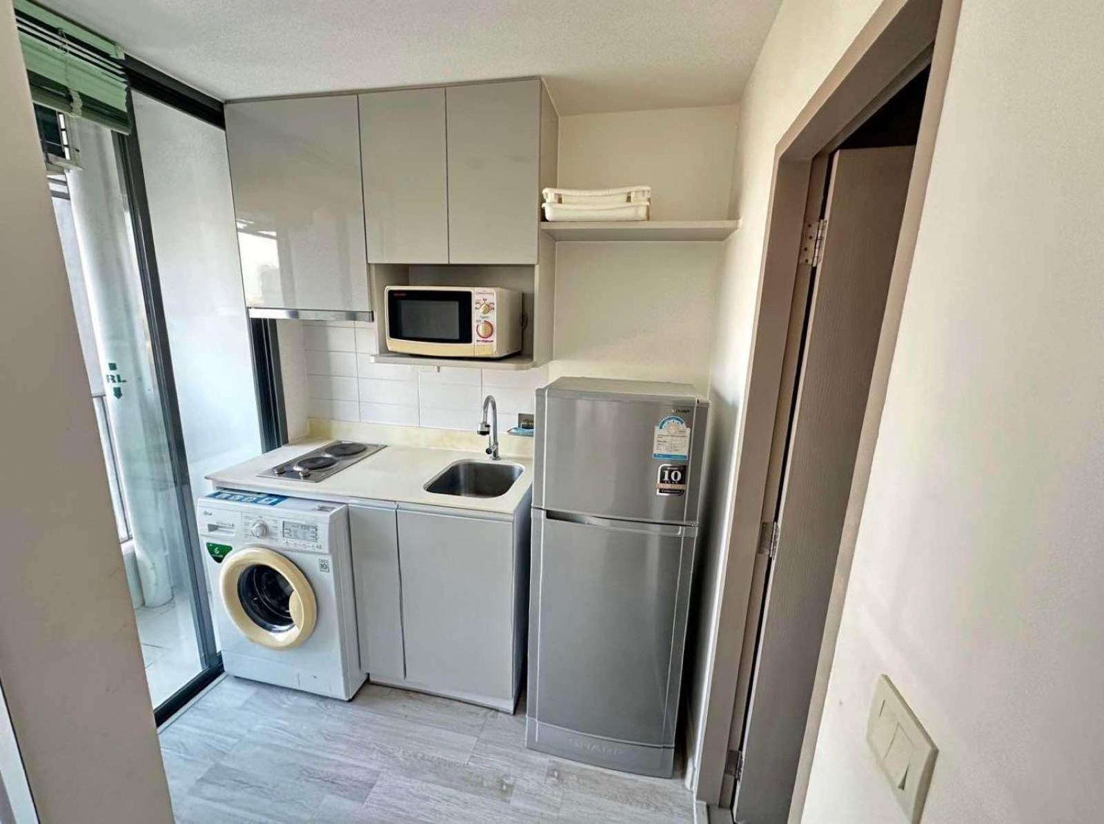 Ideo Mobi Condo Bangkok Bagian luar foto